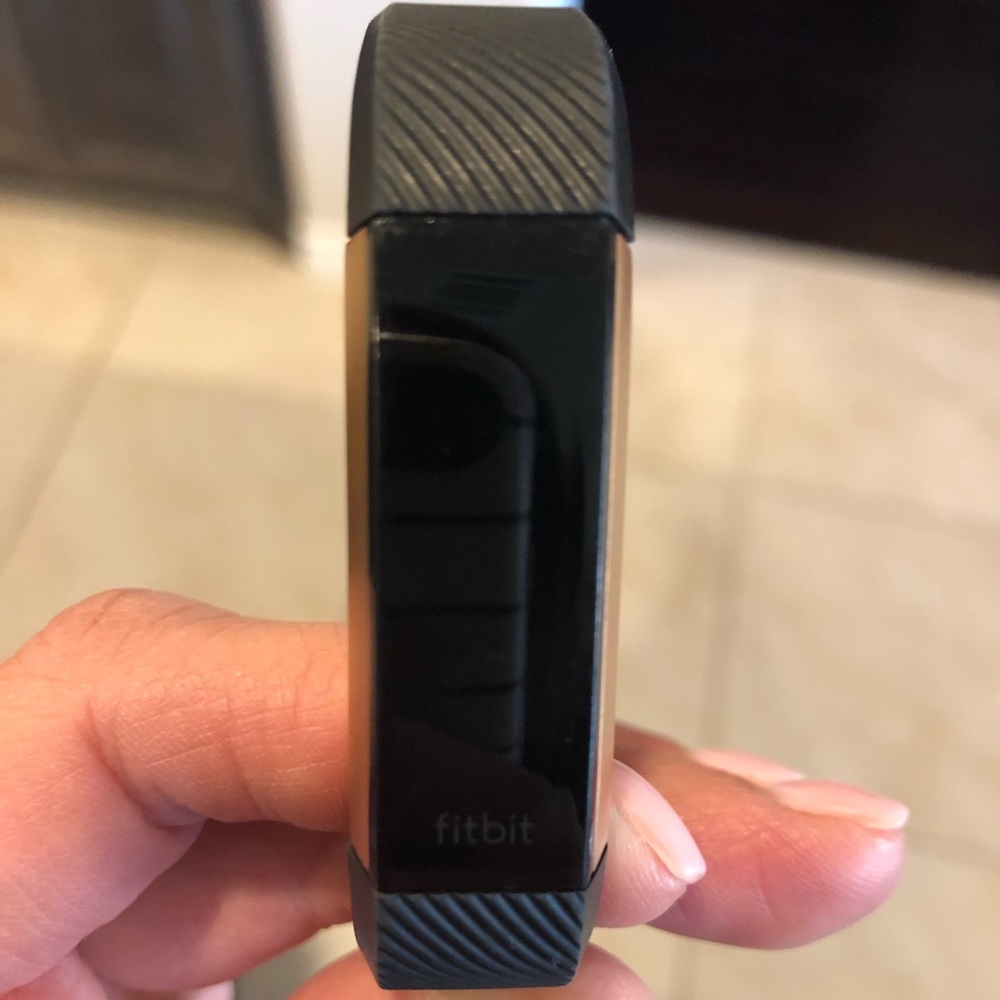 Fitbit Alta HR